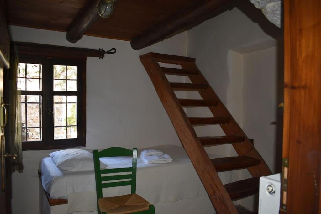 Traditional Villa With Pool In Sfakia Imbros Exterior foto
