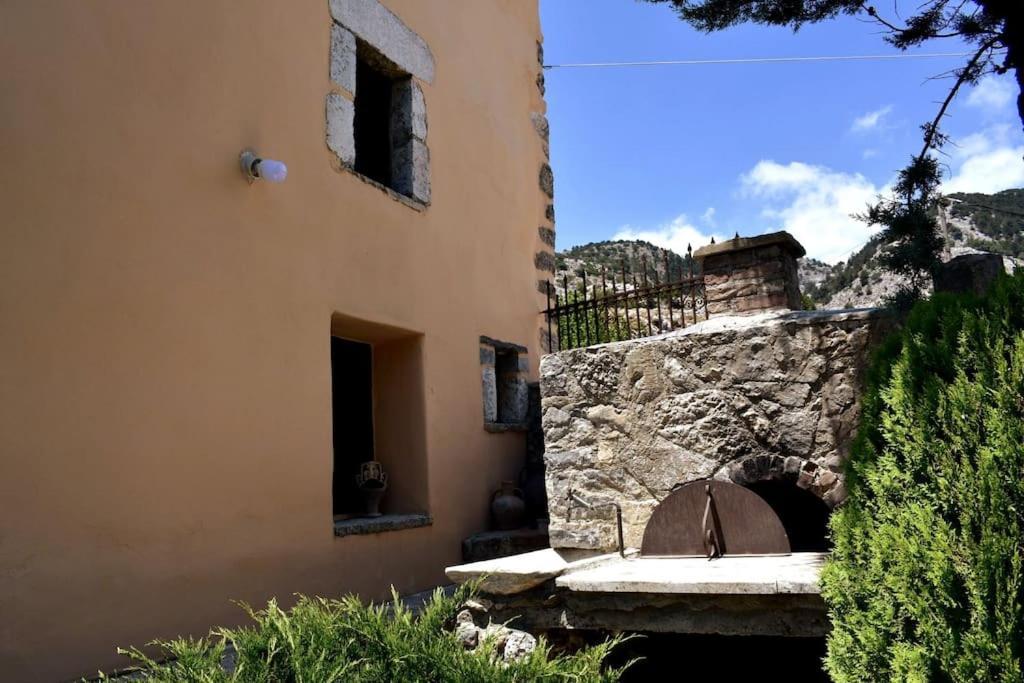 Traditional Villa With Pool In Sfakia Imbros Exterior foto