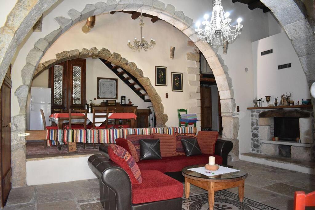 Traditional Villa With Pool In Sfakia Imbros Exterior foto